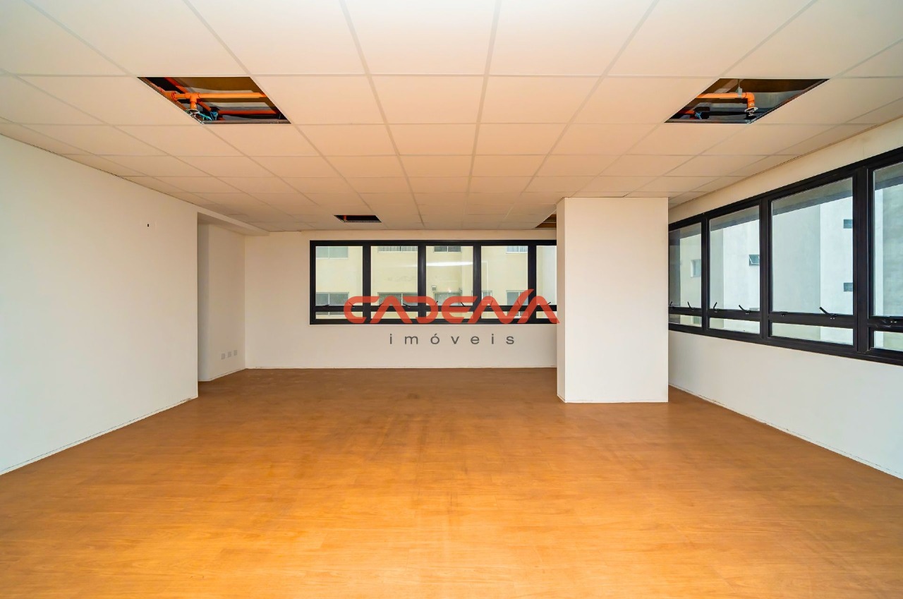 Sala para aluguel no Água Verde: 