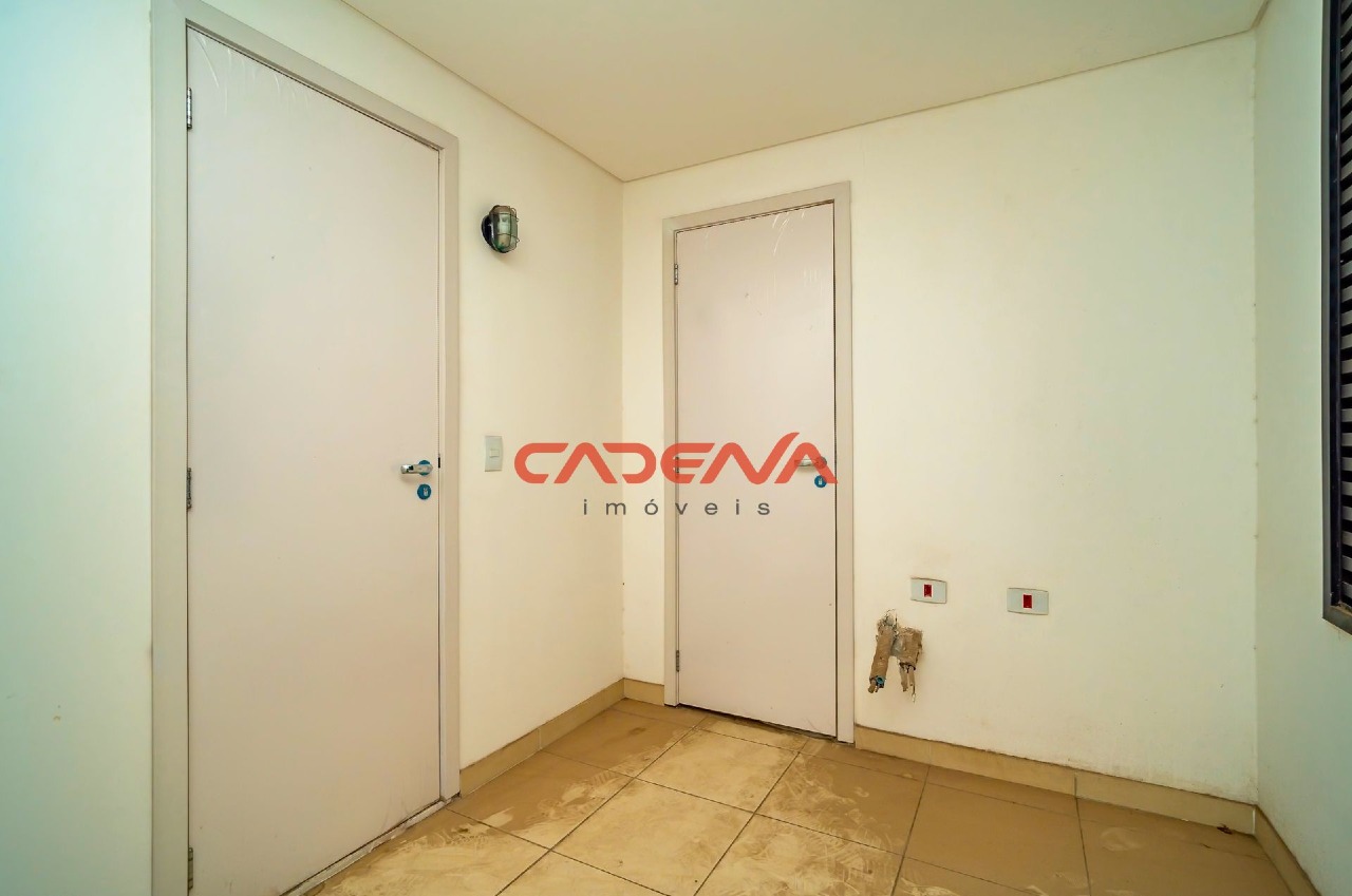 Sala para aluguel no Água Verde: 