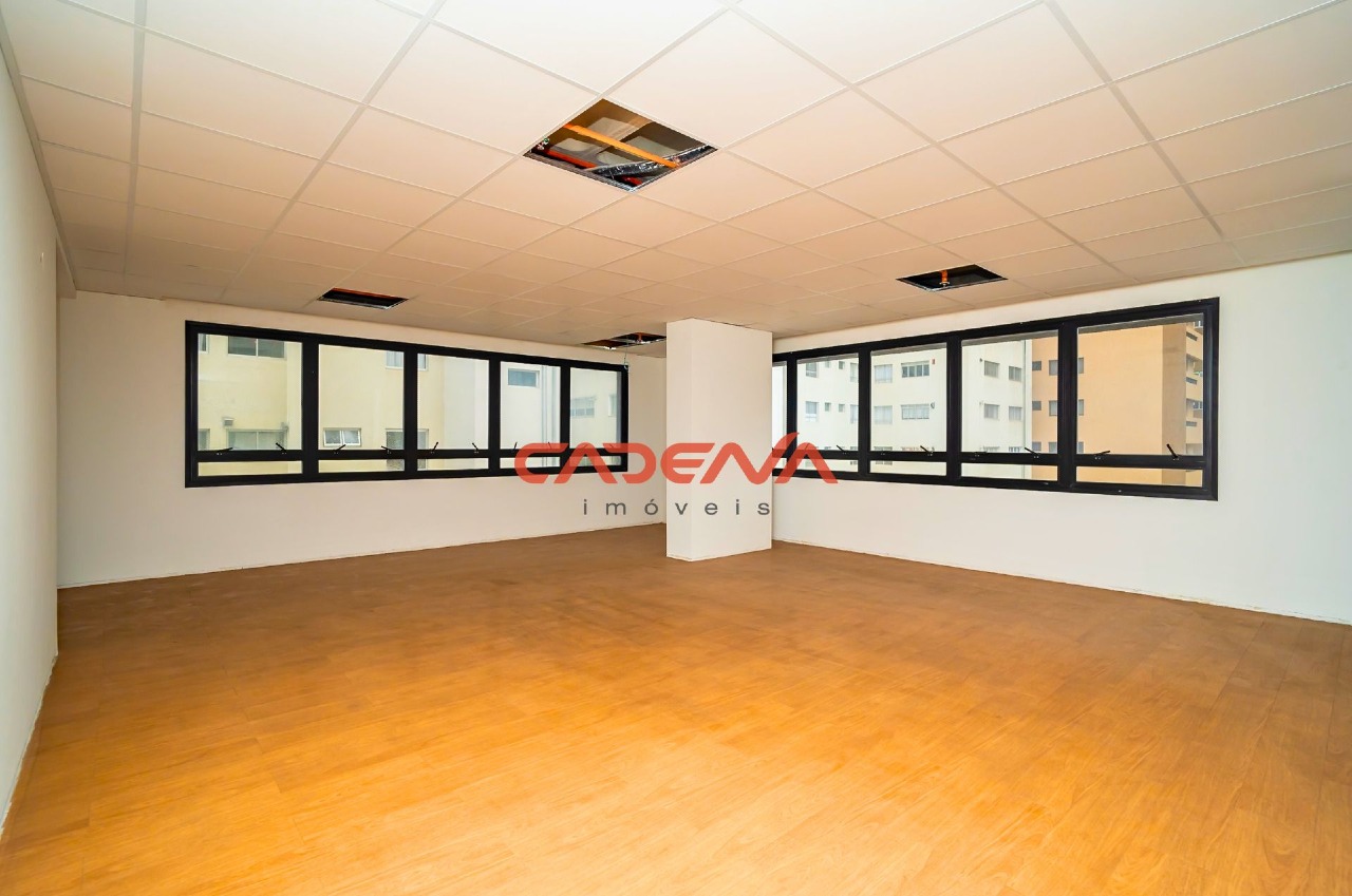 Sala para aluguel no Água Verde: 