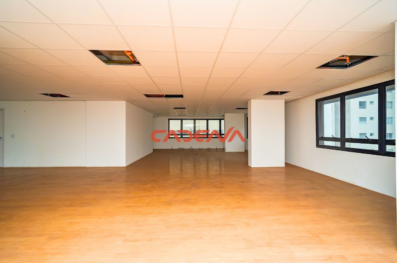 Sala para aluguel no Água Verde: 