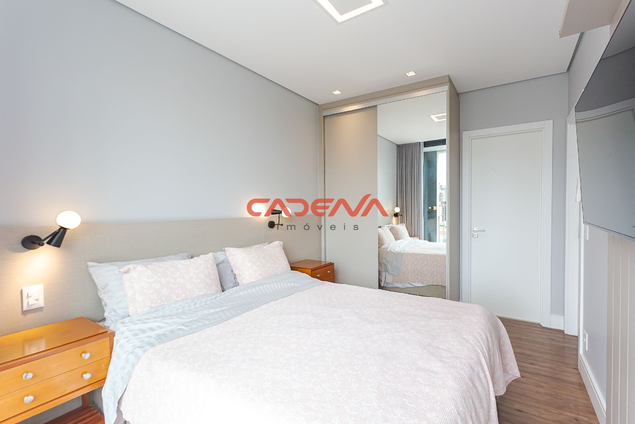 Apartamento à venda no Batel: 