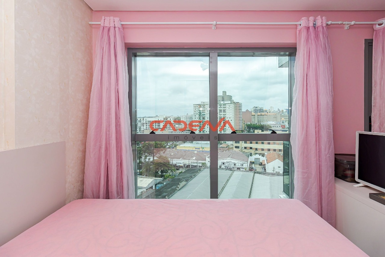 Studio à venda no Rebouças: 