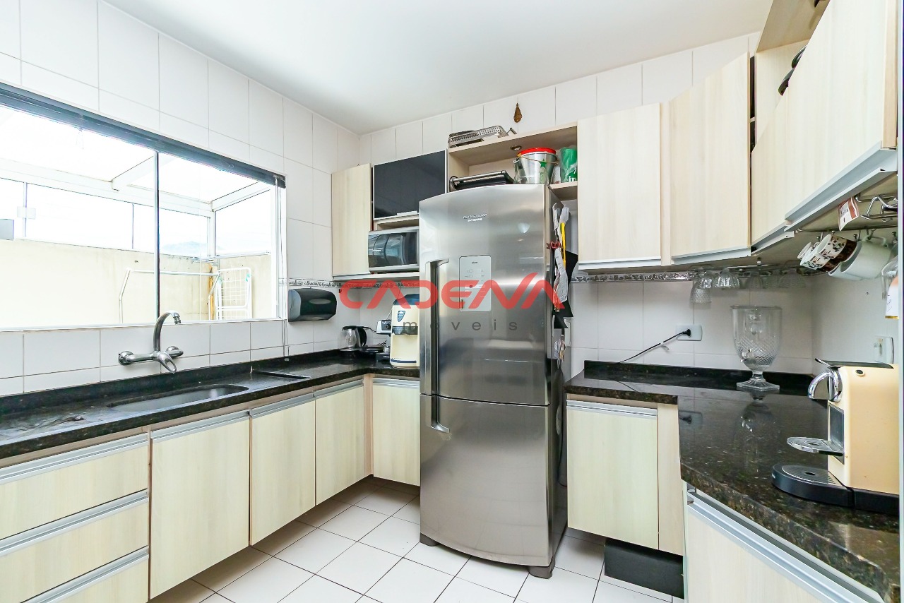 Sobrado para aluguel no Uberaba: 