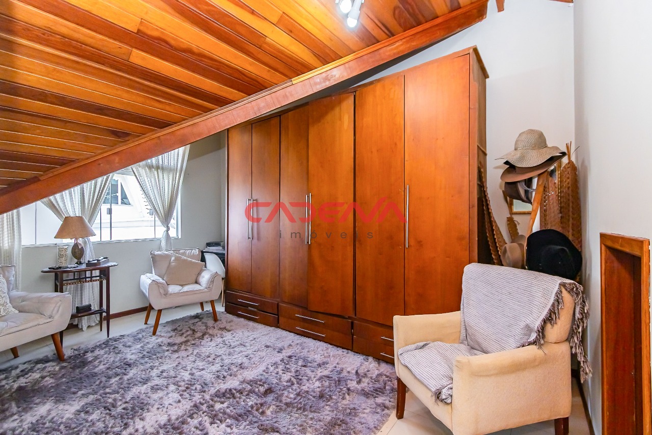 Sobrado para aluguel no Uberaba: 