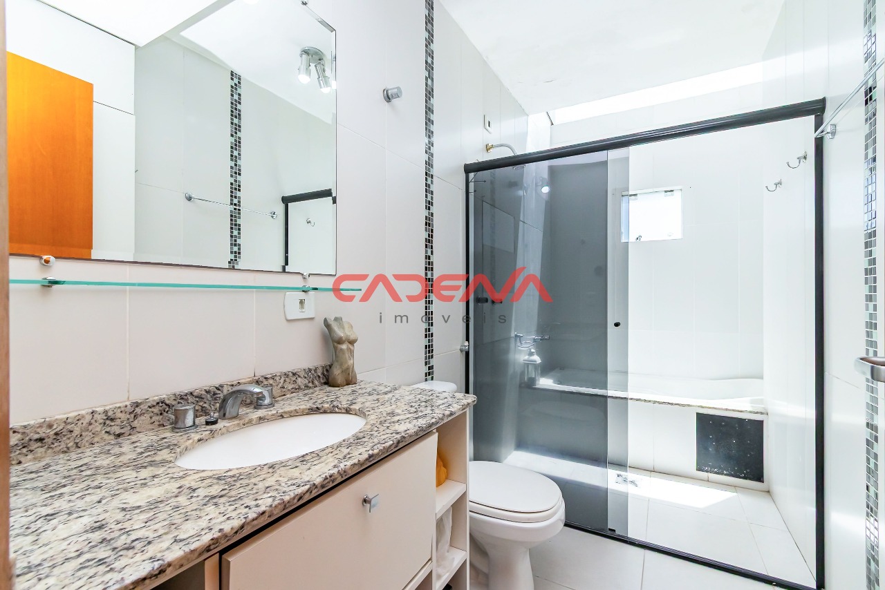 Sobrado para aluguel no Uberaba: 