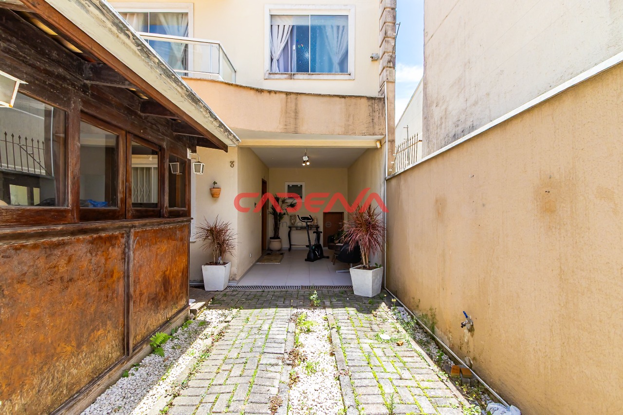 Sobrado para aluguel no Uberaba: 