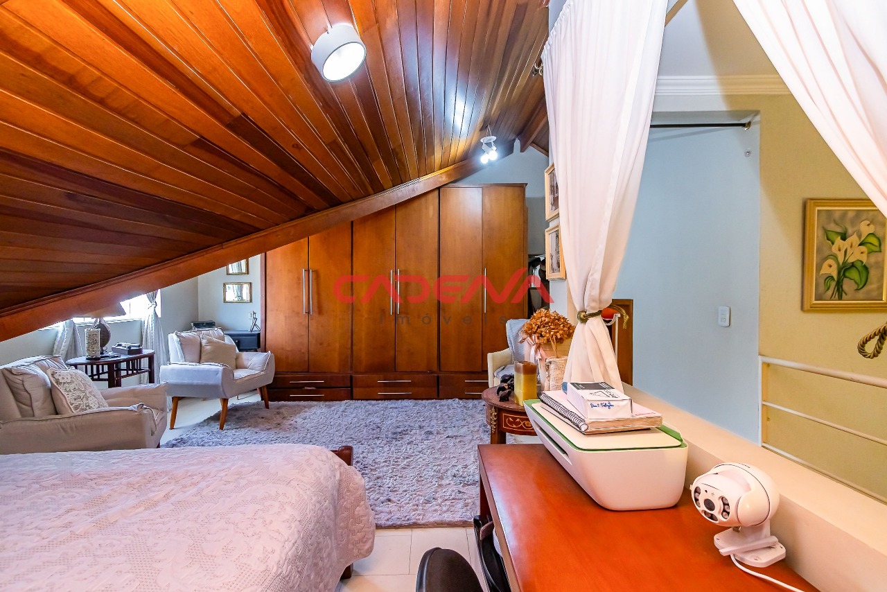 Sobrado para aluguel no Uberaba: 