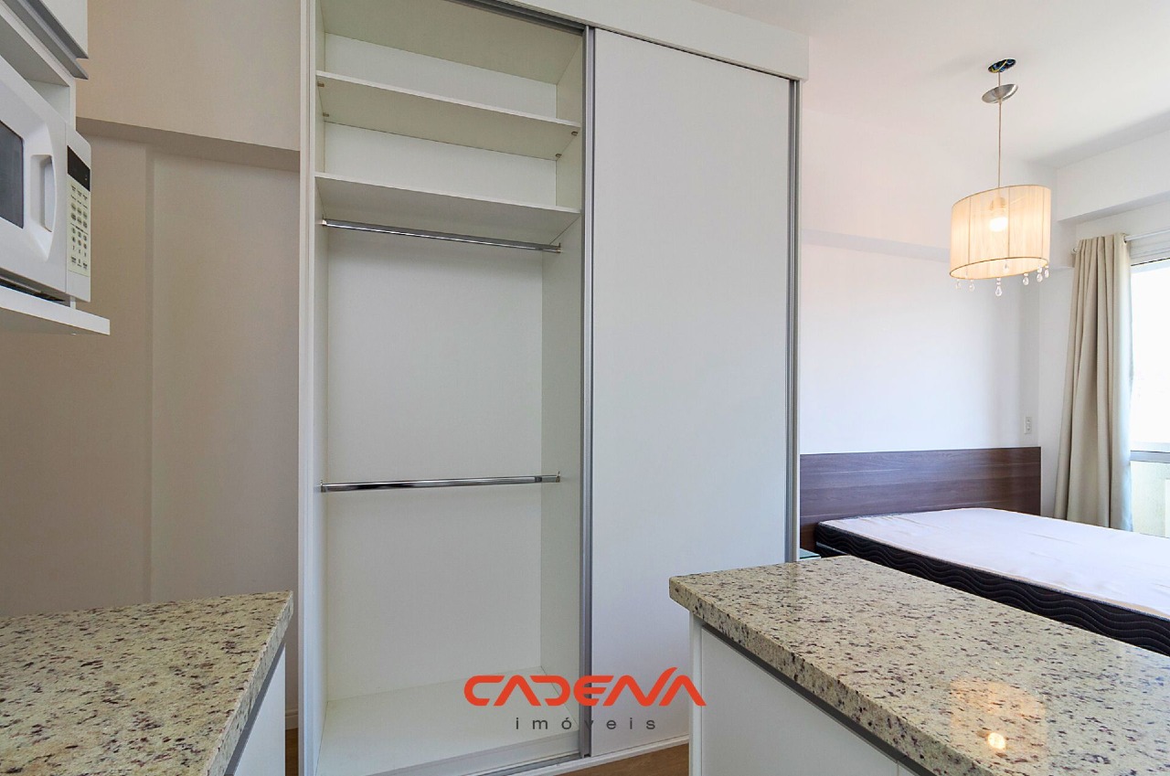 Studio para aluguel no Centro: 