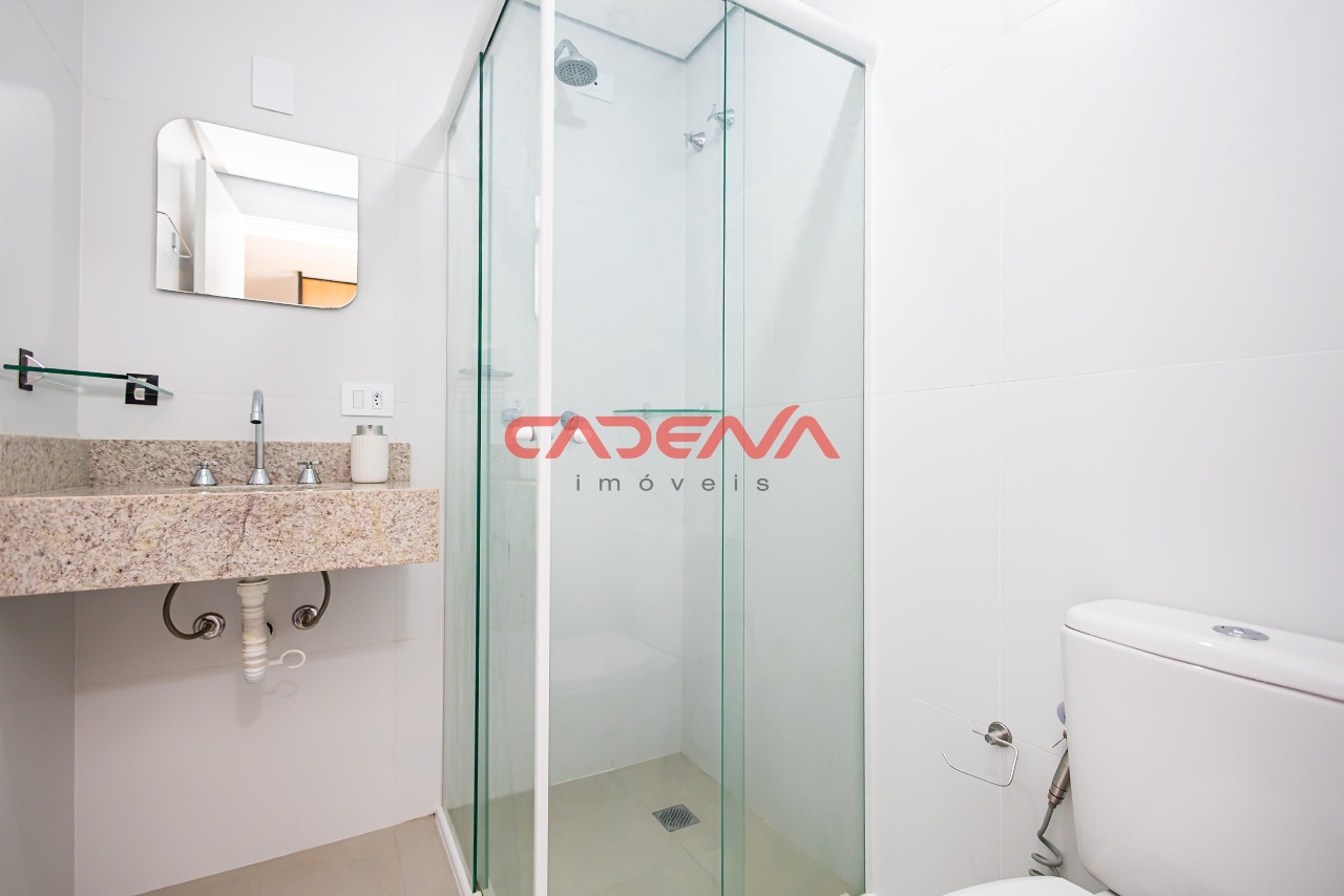 Studio à venda no Mercês: 