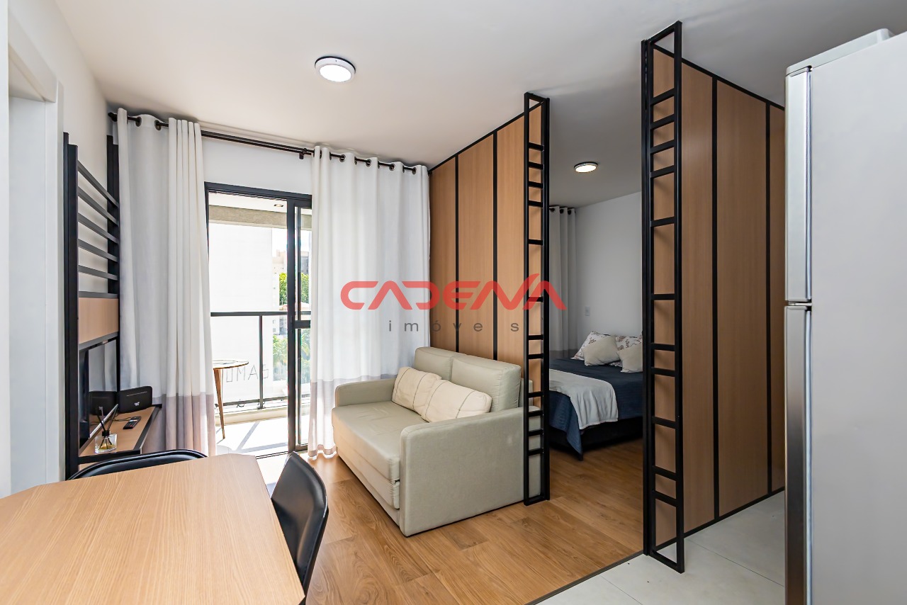 Studio à venda no Mercês: 