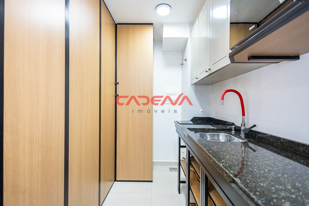 Studio à venda no Mercês: 