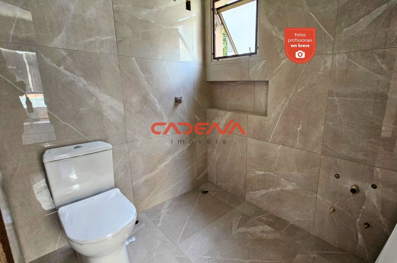 Sobrado para aluguel no Santa Felicidade: 