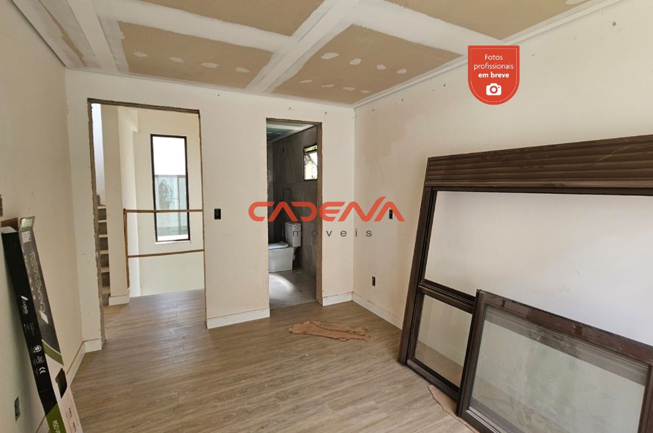 Sobrado para aluguel no Santa Felicidade: 