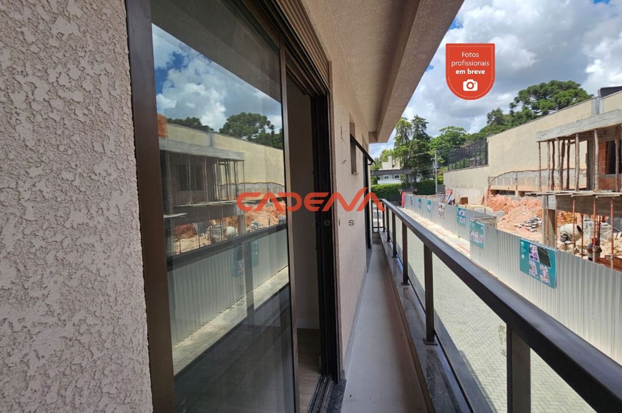 Sobrado para aluguel no Santa Felicidade: 