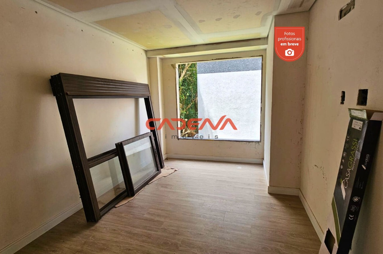 Sobrado para aluguel no Santa Felicidade: 