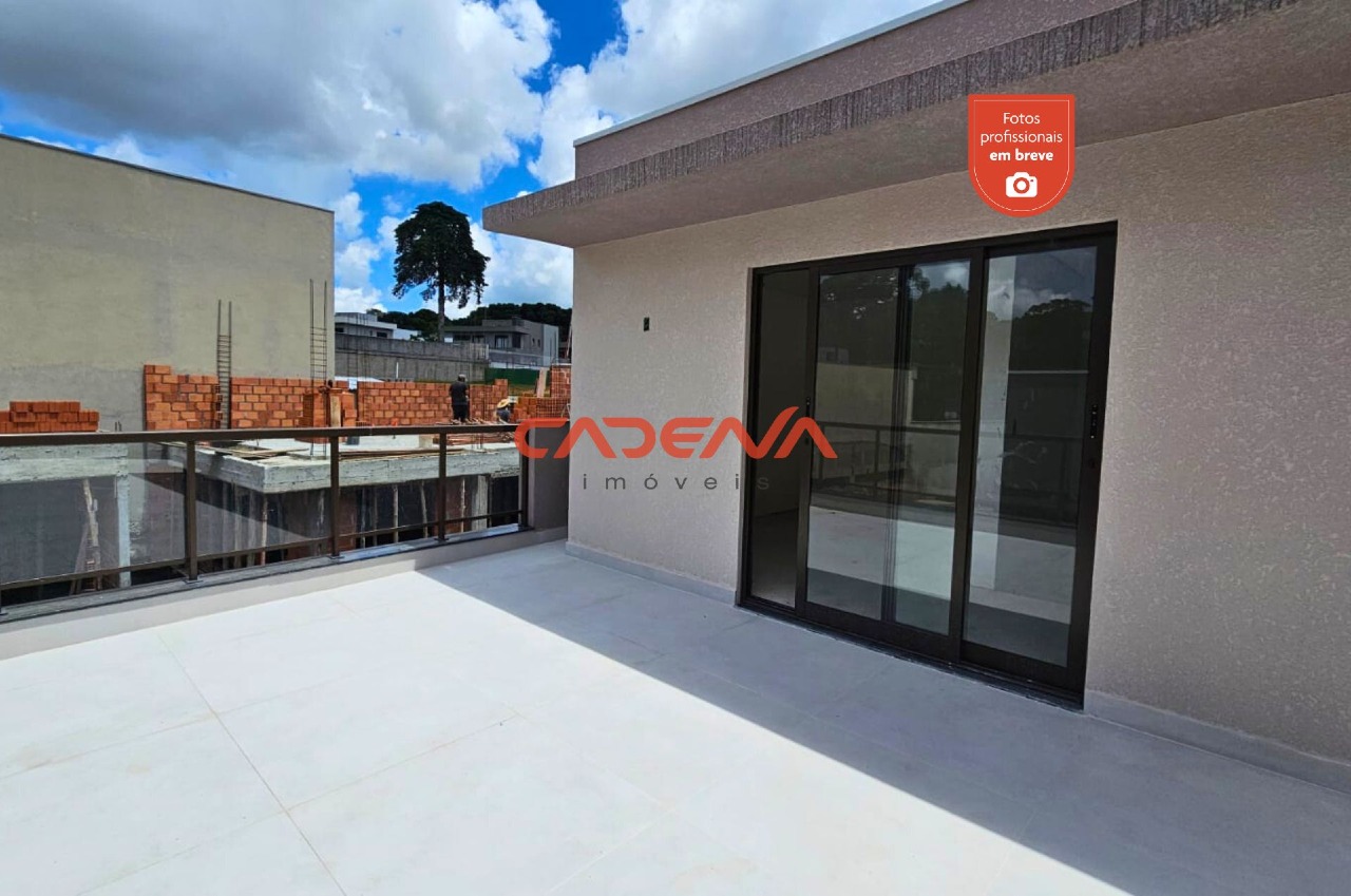 Sobrado para aluguel no Santa Felicidade: 