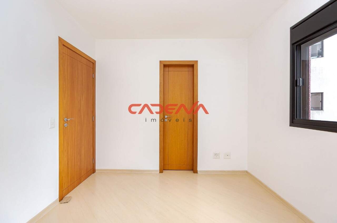 Apartamento à venda no Juvevê: 