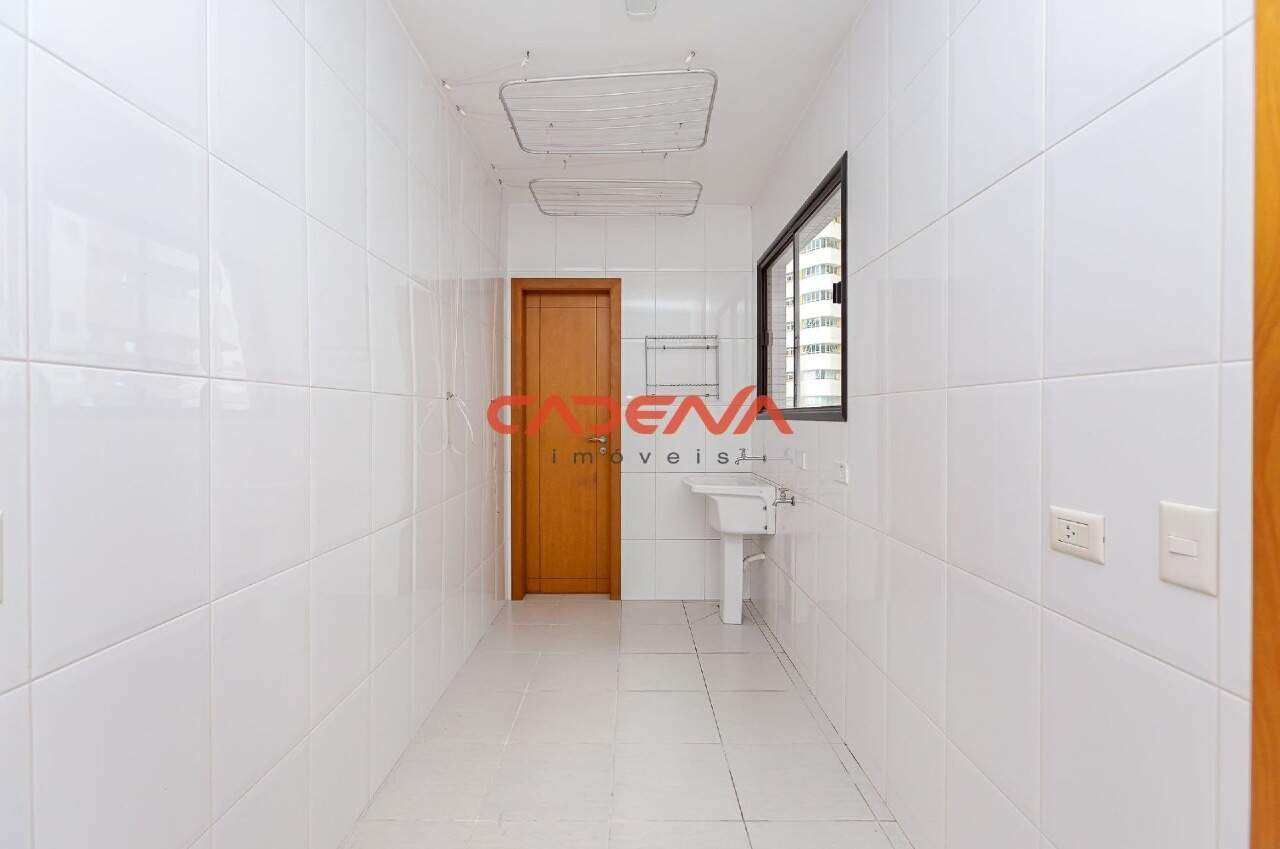 Apartamento à venda no Juvevê: 