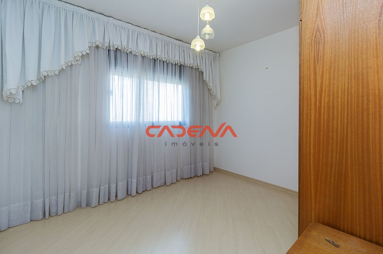 Apartamento à venda no Juvevê: 