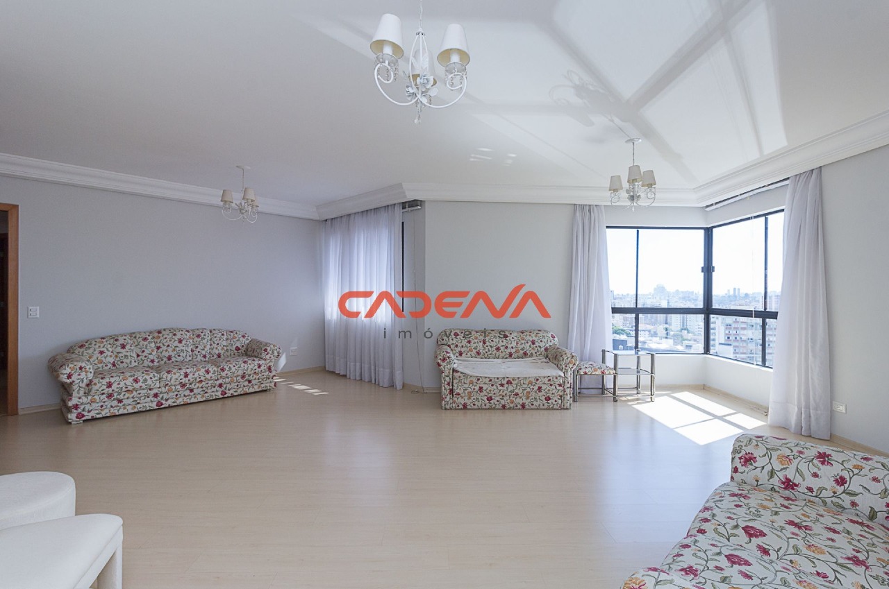 Apartamento à venda no Juvevê: 