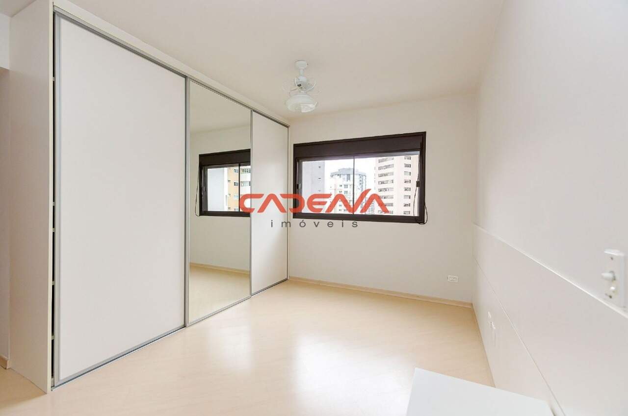 Apartamento à venda no Juvevê: 