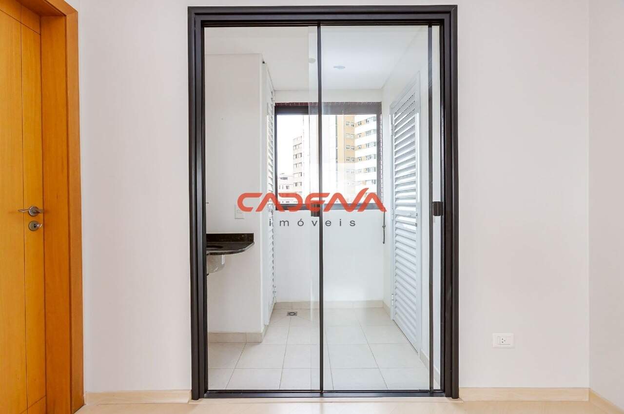 Apartamento à venda no Juvevê: 