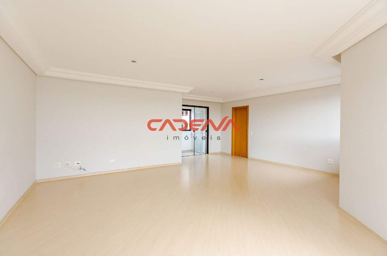 Apartamento à venda no Juvevê: 