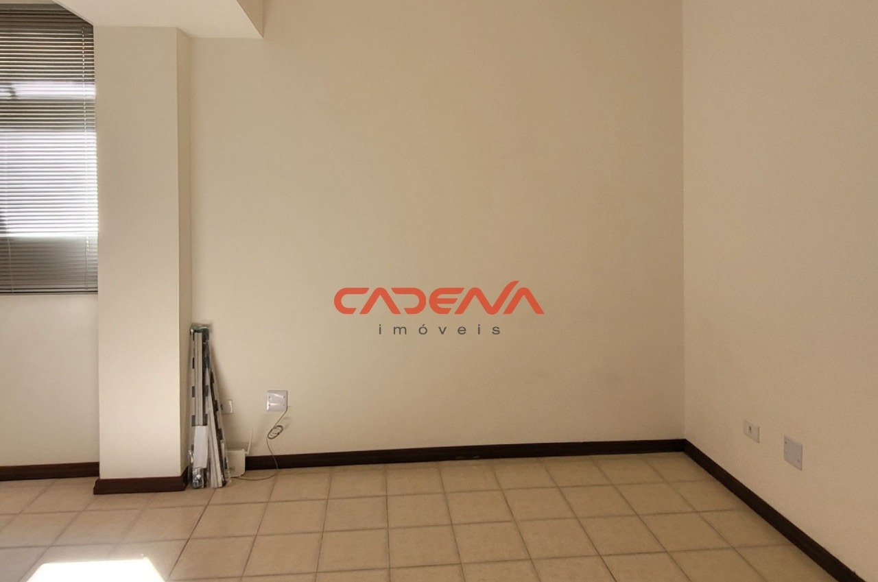 Sala para aluguel no Bacacheri: 