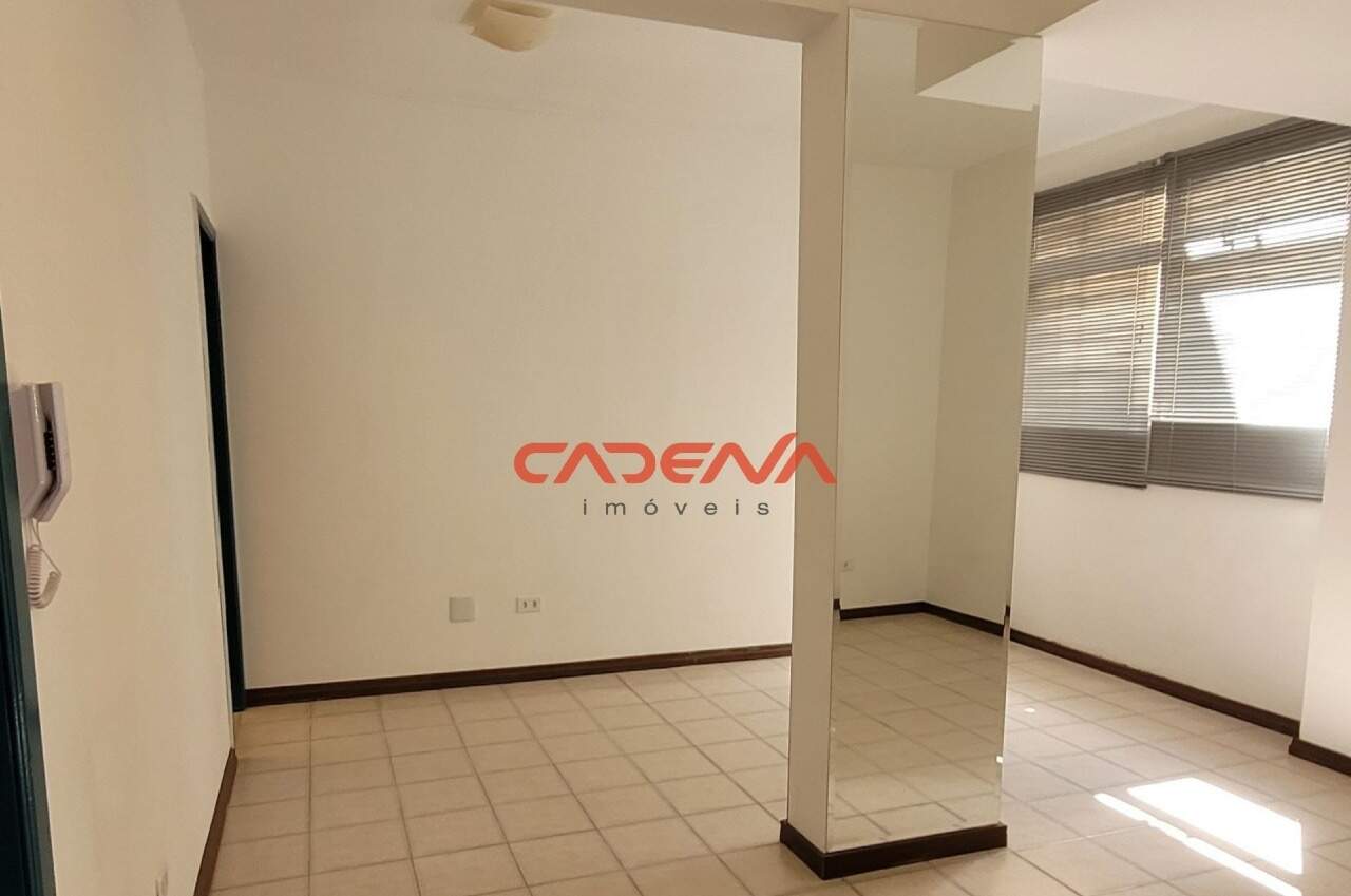 Sala para aluguel no Bacacheri: 