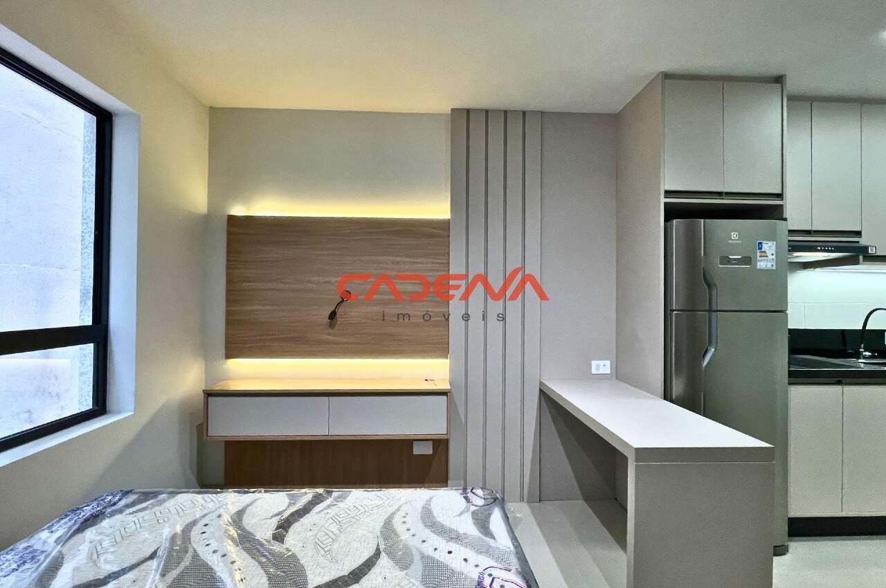 Studio para aluguel no Centro: 