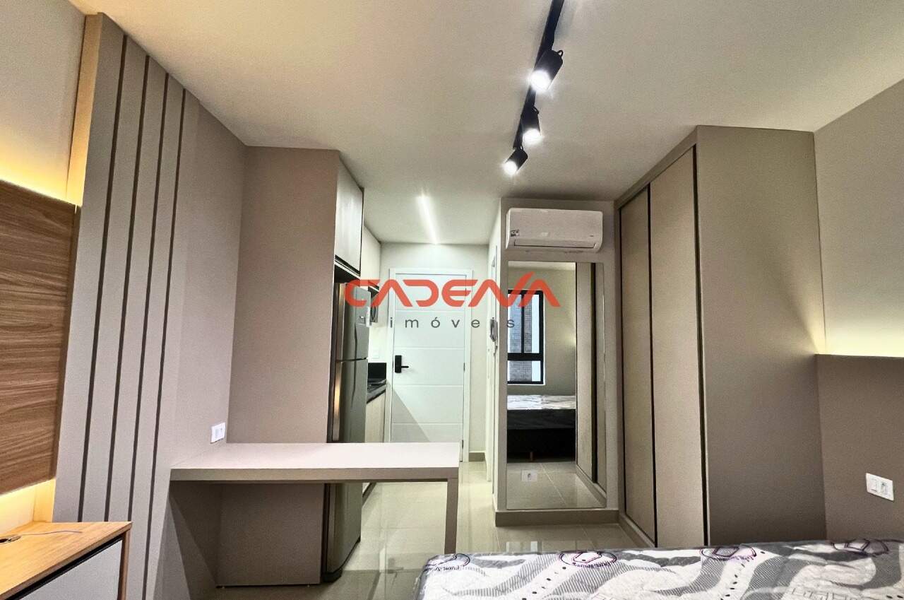 Studio para aluguel no Centro: 