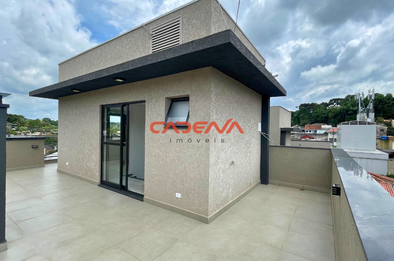 Sobrado à venda no Mercês: 