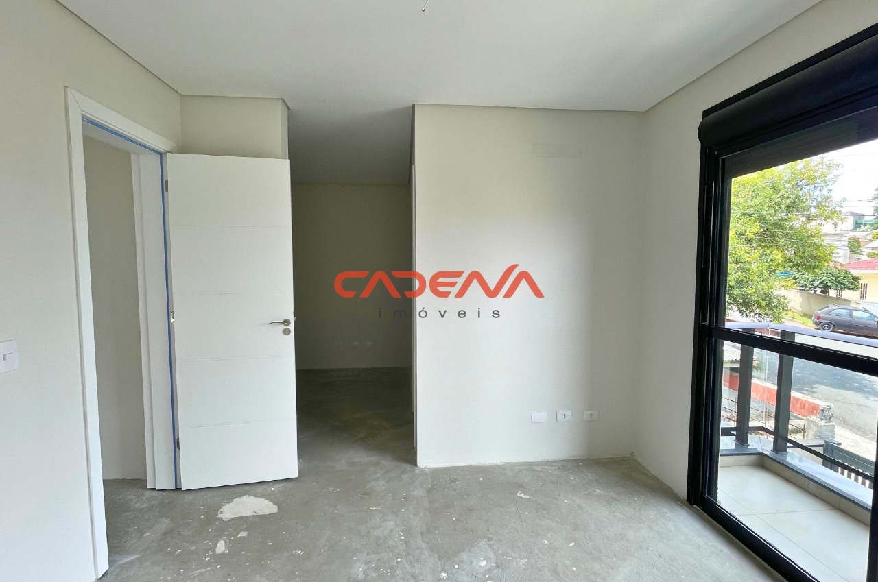 Sobrado à venda no Mercês: 