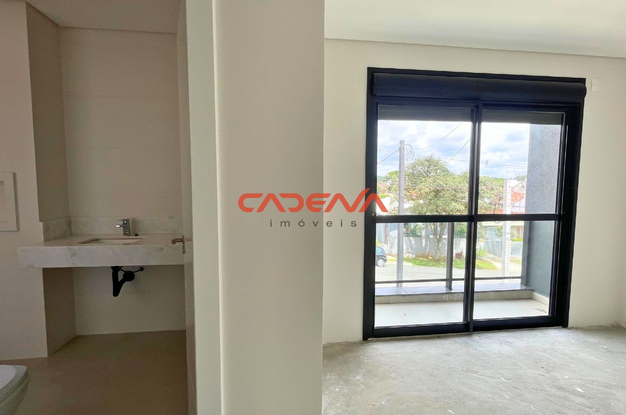 Sobrado à venda no Mercês: 