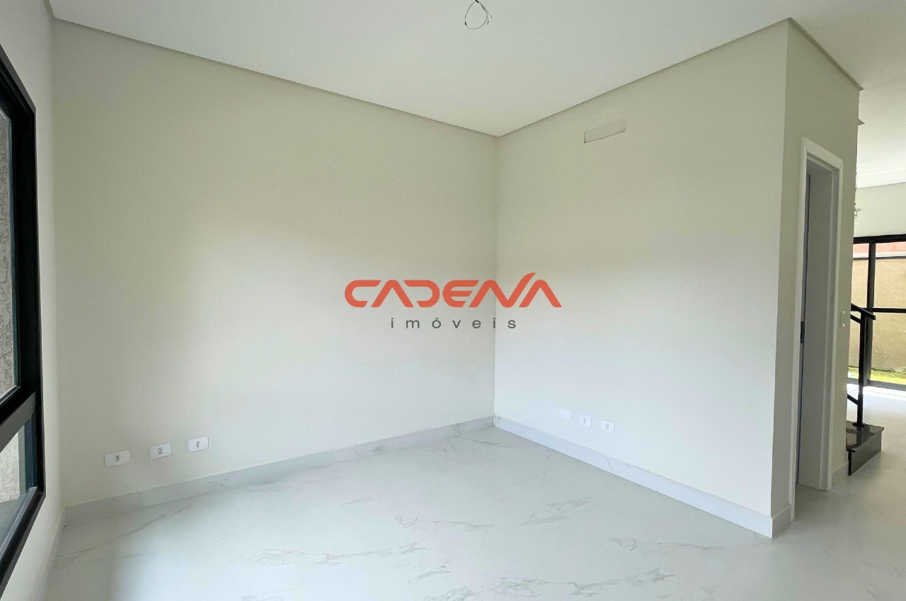 Sobrado à venda no Mercês: 