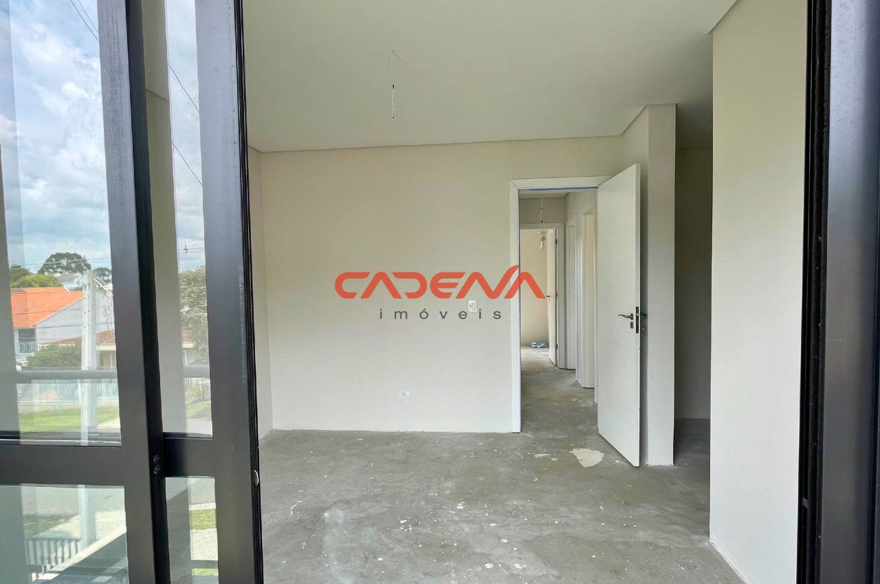 Sobrado à venda no Mercês: 