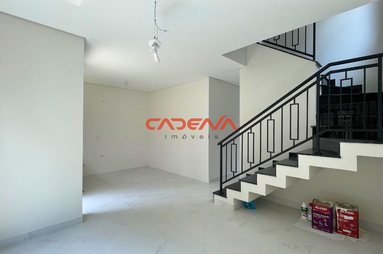 Sobrado à venda no Mercês: 