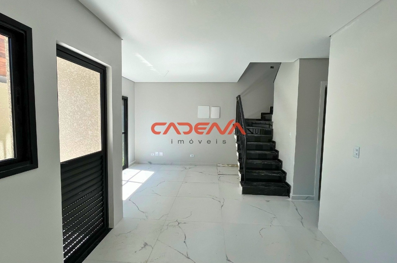 Sobrado à venda no Mercês: 