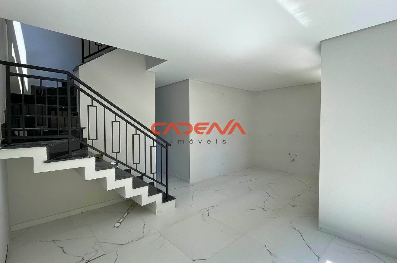 Sobrado à venda no Mercês: 