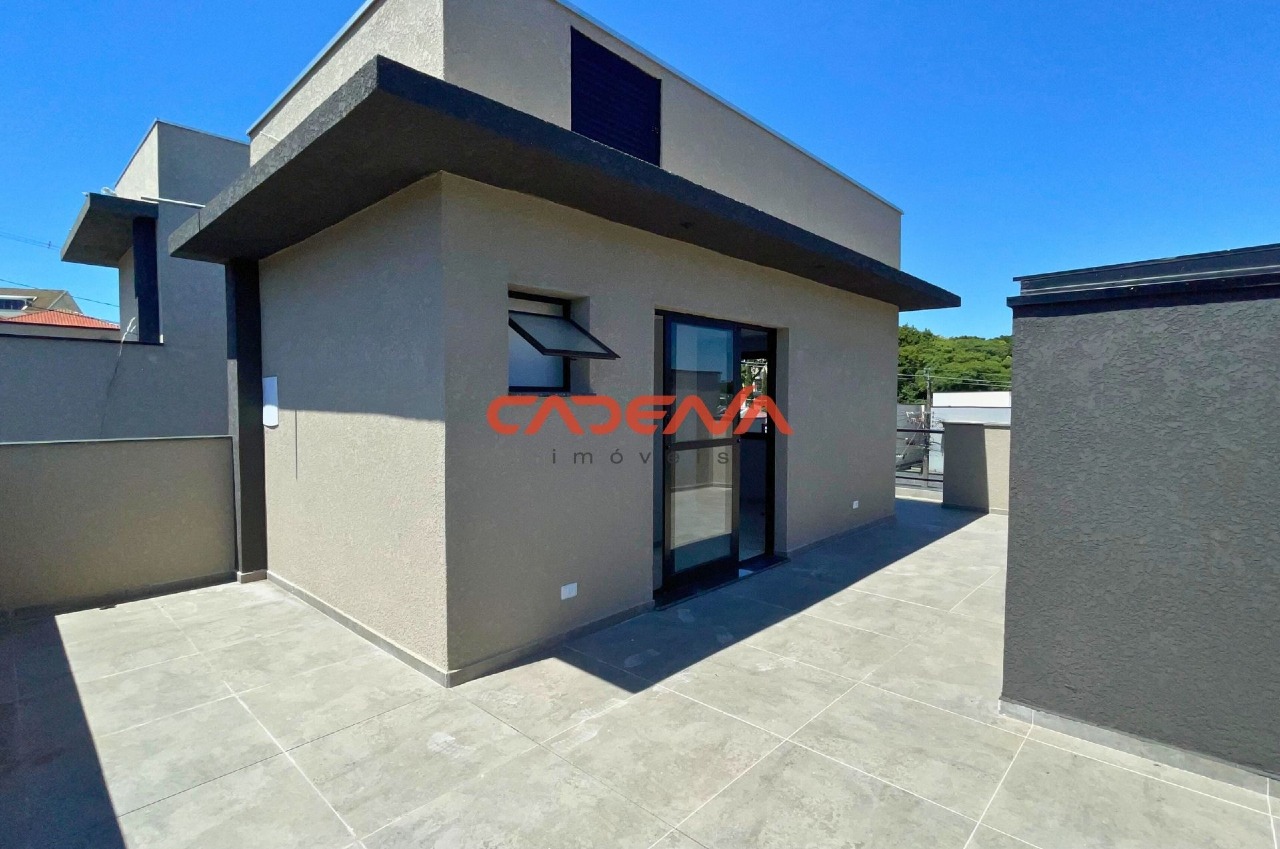 Sobrado à venda no Mercês: 