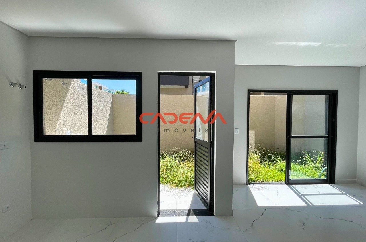 Sobrado à venda no Mercês: 