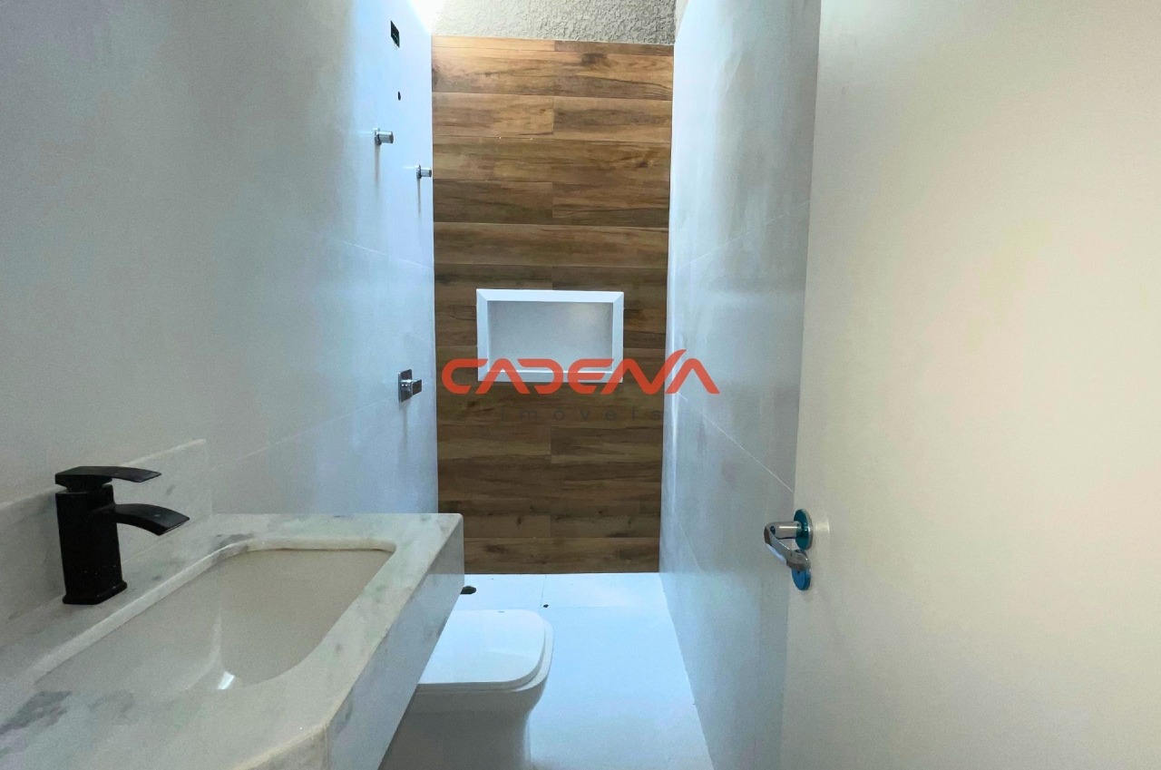 Sobrado à venda no Mercês: 