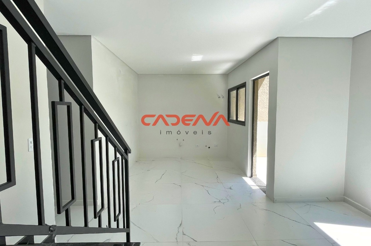 Sobrado à venda no Mercês: 