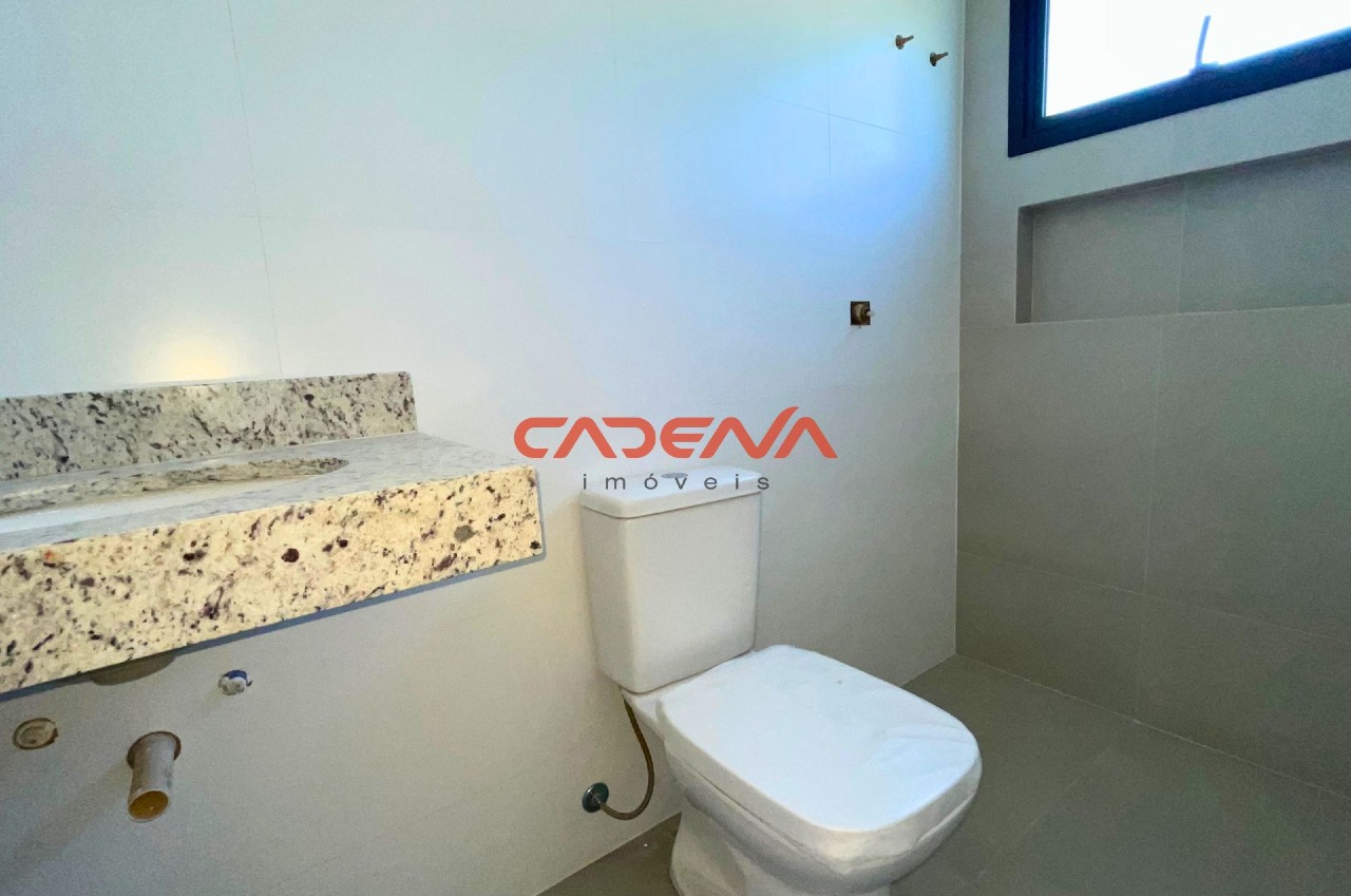 Sobrado à venda no Mercês: 