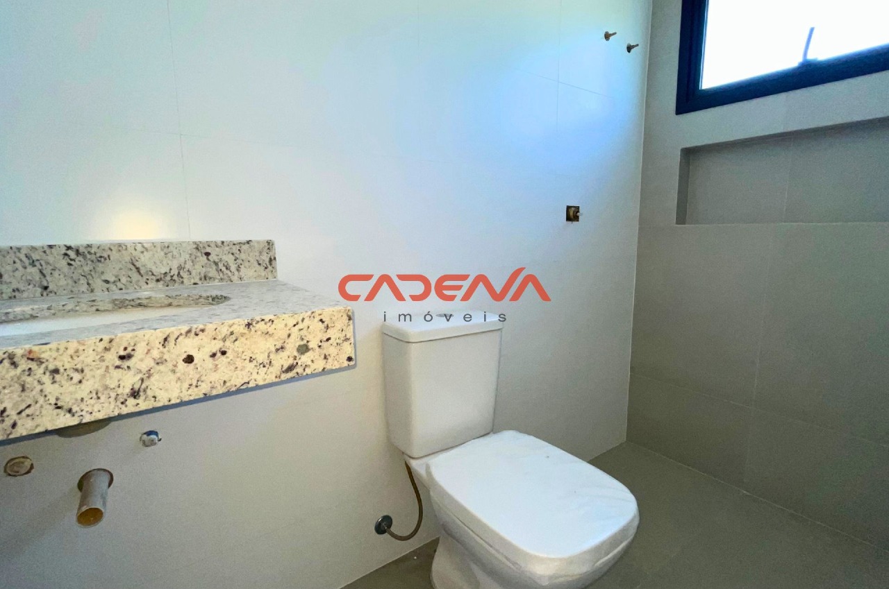 Sobrado à venda no Mercês: 