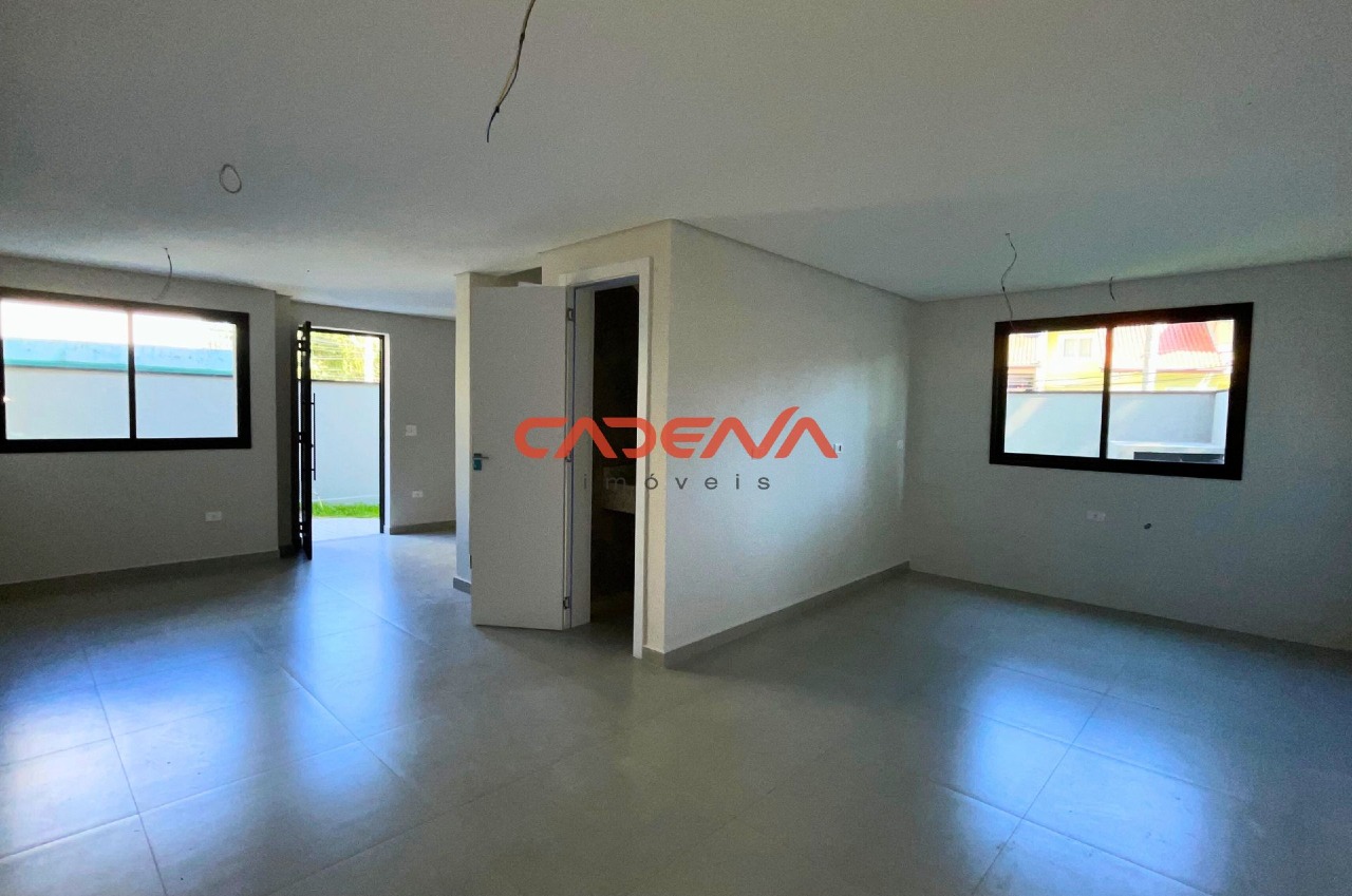 Sobrado à venda no Mercês: 