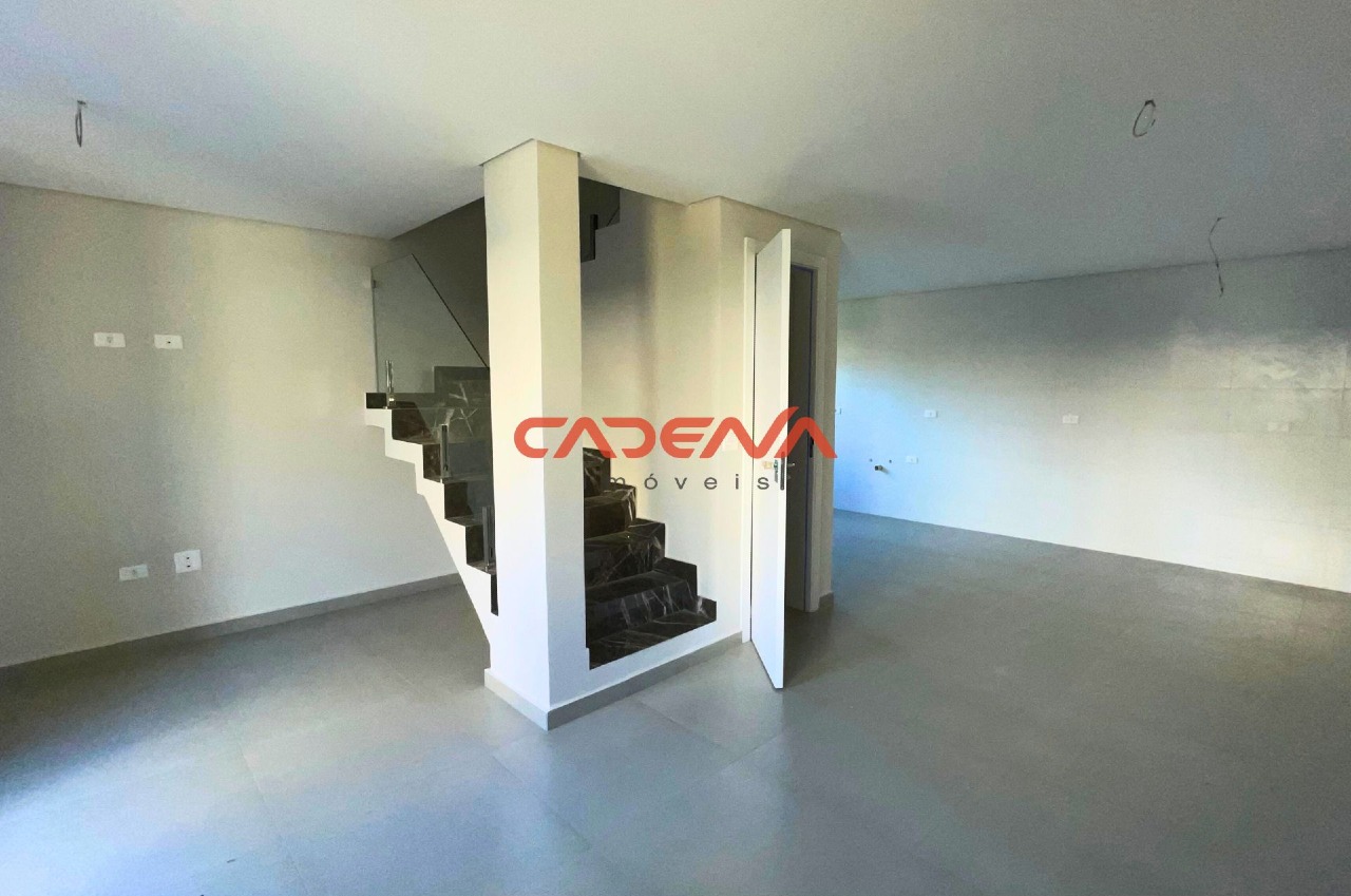 Sobrado à venda no Mercês: 