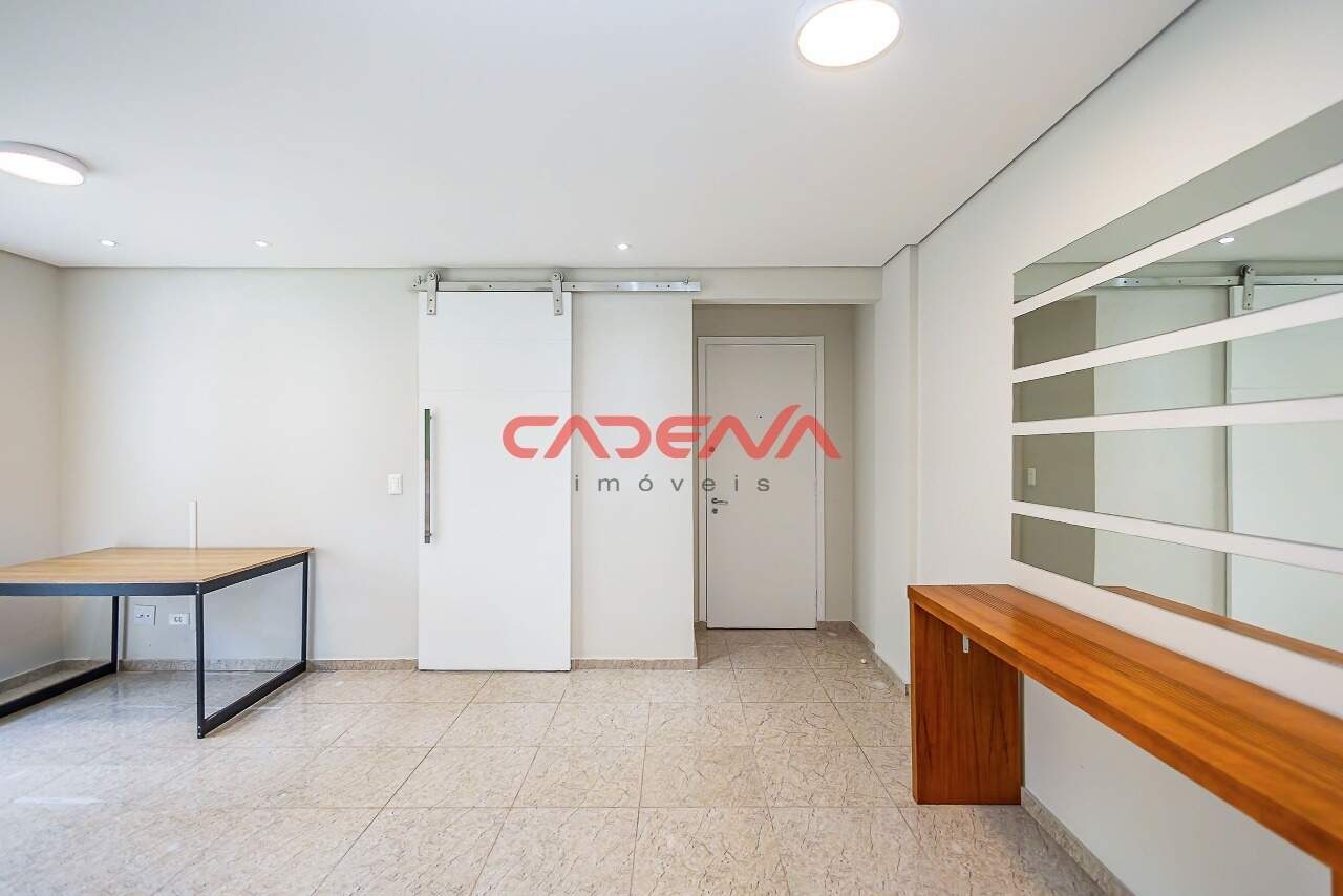 Apartamento para aluguel no Campo Comprido: 
