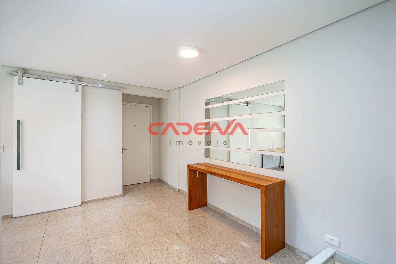 Apartamento para aluguel no Campo Comprido: 