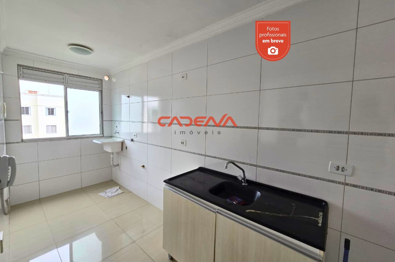 Apartamento para aluguel no Novo Mundo: 